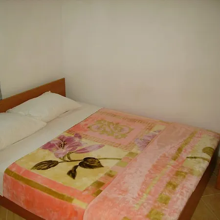 Anka Apartment